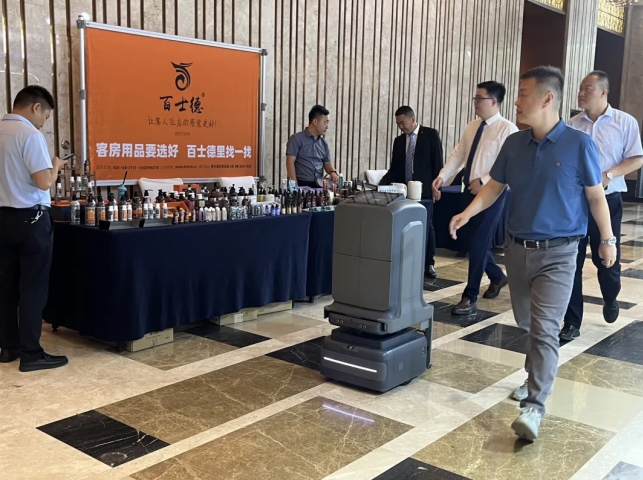 落地40家！开云电竞科技复合多态机器人蓄势已发